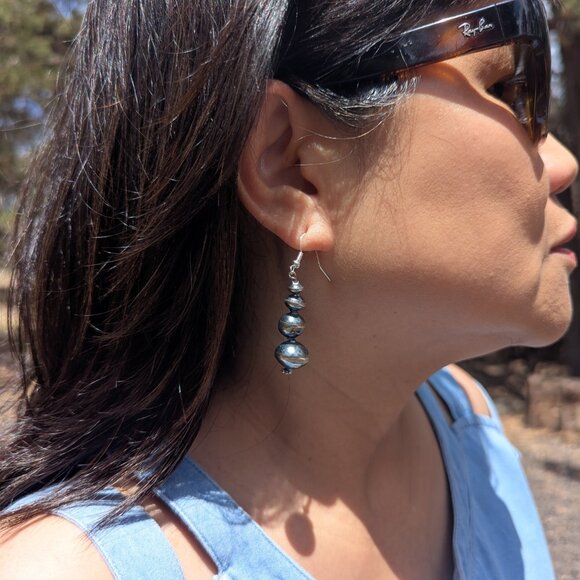 Navajo Pearls Graduated Sterling Silver Dangle Earrings Saucer Beaded Jewelry ** - Picture 3 of 10